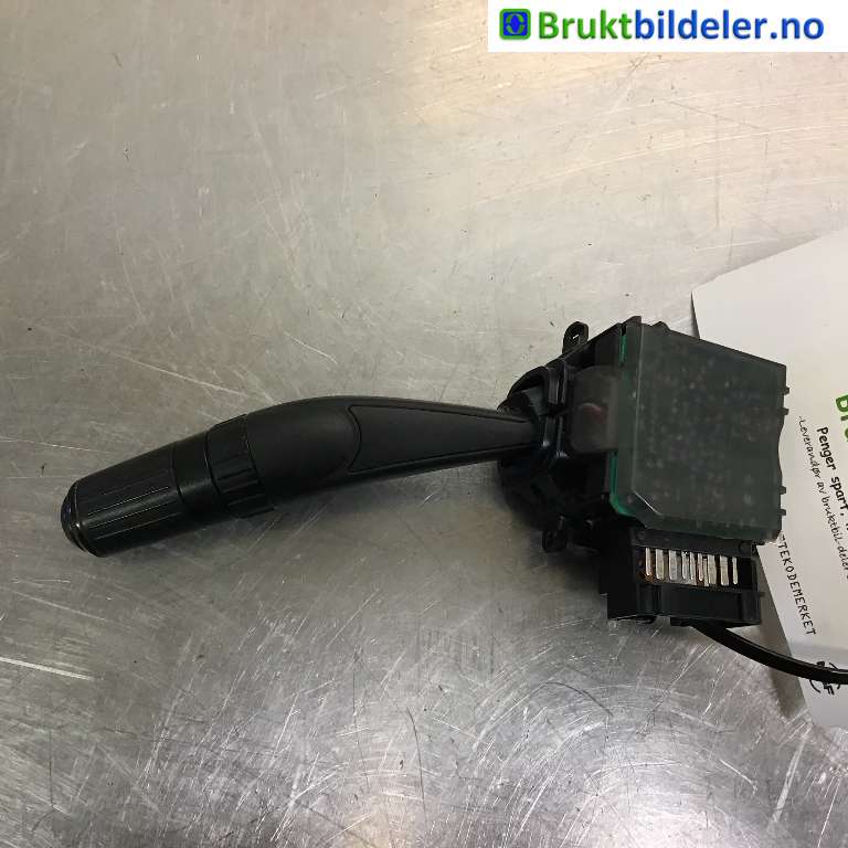 Bryter visker til Subaru Legacy 2003-2007 (Type IV, Fase 1)  (SUBARU|83114AG071|)