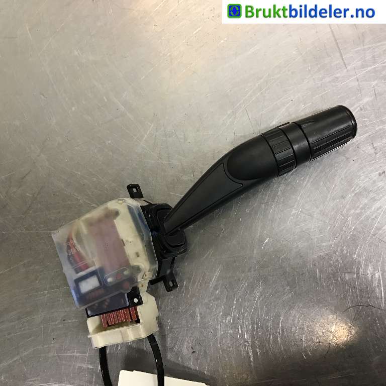 Bryter blink til Subaru Legacy 2003-2007 (Type IV, Fase 1) (SUBARU|83115AG071|)