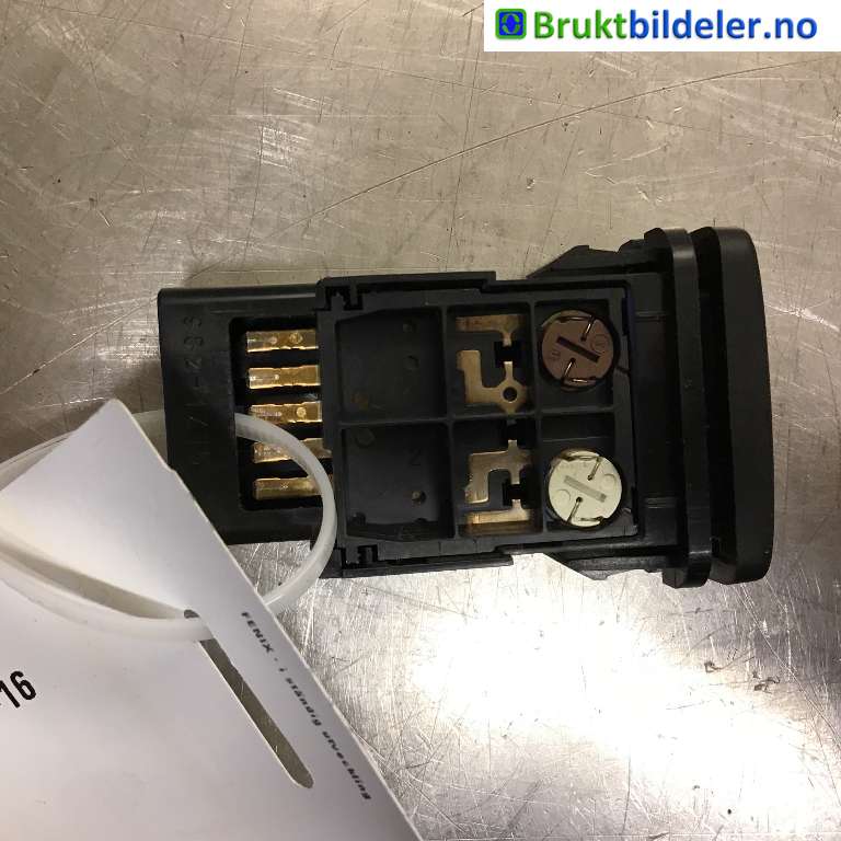 Bryter rutevarme til Toyota Hilux 2006-2011  (TOYOTA|)