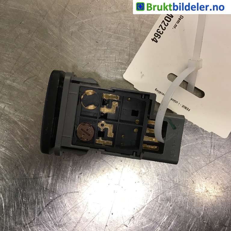 Bryter diverse til Toyota Hilux 2006-2011 (TOYOTA|)