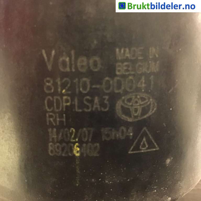 Tåkelykt venstre foran til Toyota RAV4 2006-2009 (Type III, Fase 1) (TOYOTA|81210-0D041|89206402|)