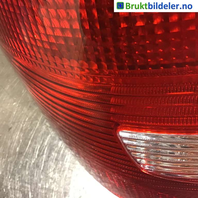 Baklykt venstre til Škoda Fabia 2010-2014 (Type II, Fase 2)  (SKODA|5J6 945 111|)