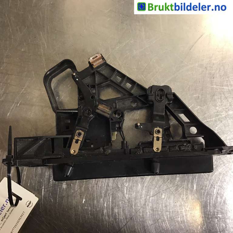 Varmeapparat betjening til Toyota Hiace 2007-2012 (Fase 3)  (TOYOTA|55910-26022|)