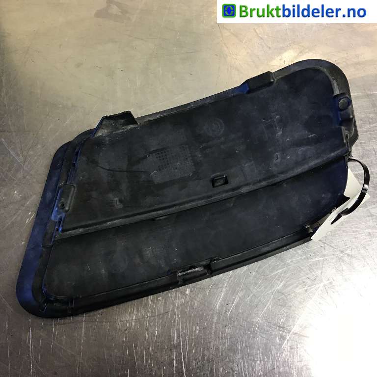 Diverse deler til BMW X1 2009-2015 (E84) (E84) (BMW|51118038061|)