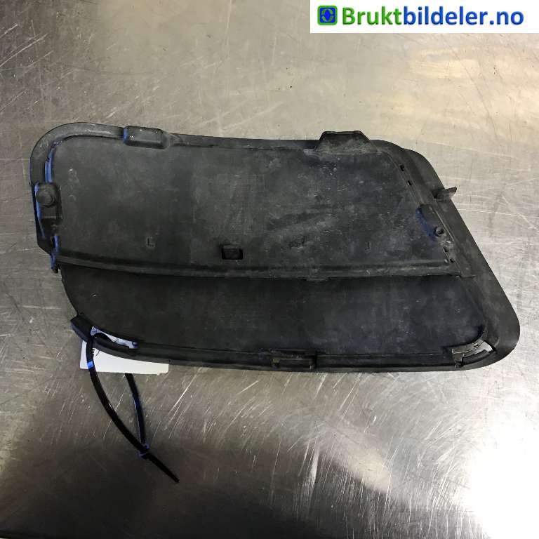 Diverse deler til BMW X1 2009-2015 (E84) (E84) (BMW|51118038062|)
