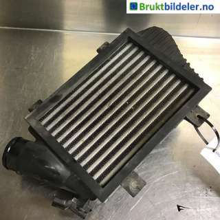 Intercooler til VW Transporter / Caravelle, 1990-2003 (T4) (T4) (VOLKSWAGEN|701 145 805 C|1767375)