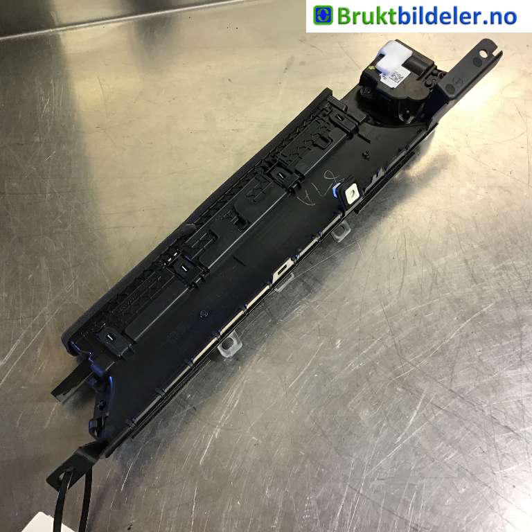 Dashbord friskluftdyse til Tesla Model 3 2018-2023 (Fase 1) (TESLA|1083325-00-F|)