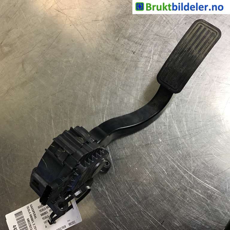 Pedal gass til Tesla Model 3 2018-2023 (Fase 1) (TESLA||1018967001118|D2128-161504)