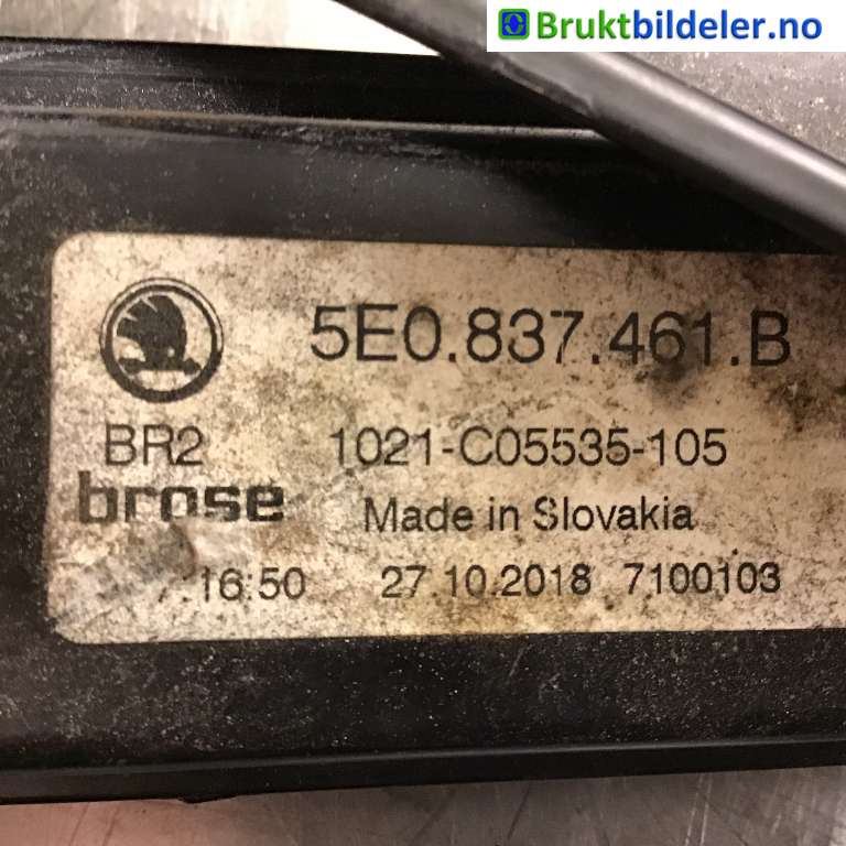Ruteheis til Škoda Octavia 2017-2020 (Type III, Fase 2)  (SKODA|5E0 837 461 B|)