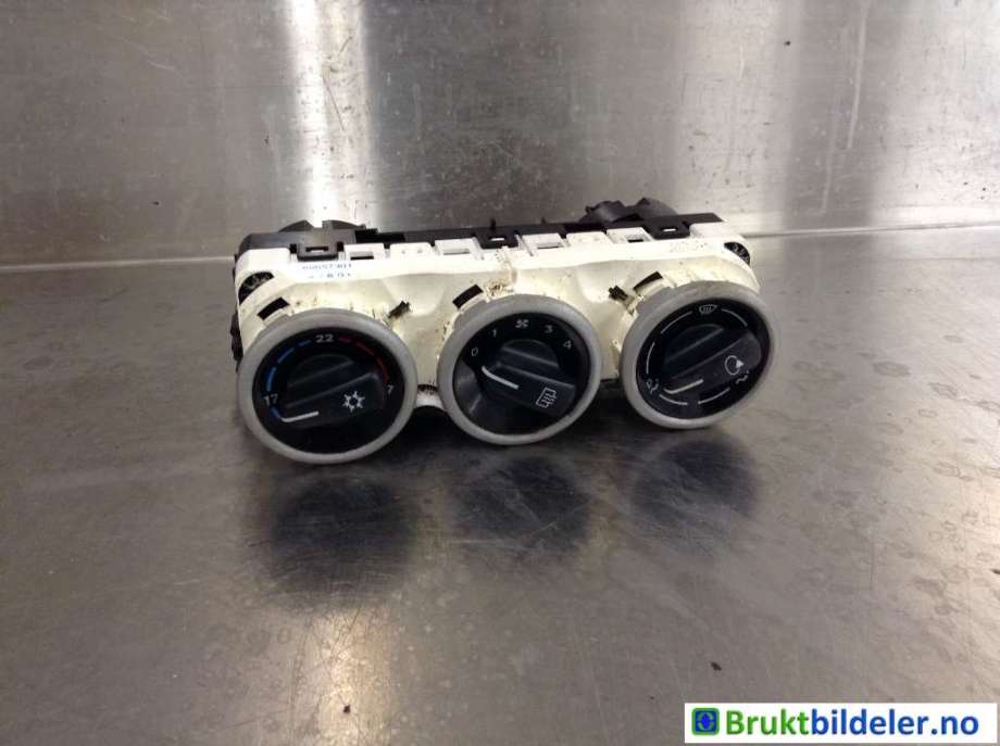 Varmeapparat betjening til Smart Forfour, 2004-2007 (Type I) (W454) (W454) (SMART|A 454 830 04 85)