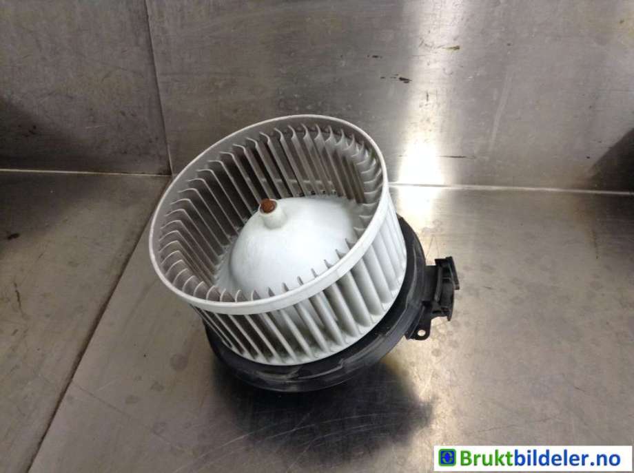 Varmeapparat motor til VW E-Up, 2013-2019  (VOLKSWAGEN|12E 820 015)