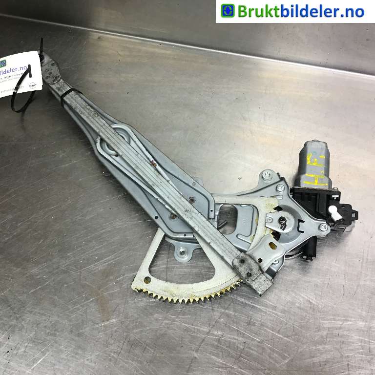 Ruteheis høyre til Subaru Legacy, 2007-2009 (Type IV, Fase 2)  (SUBARU|61222AG001)