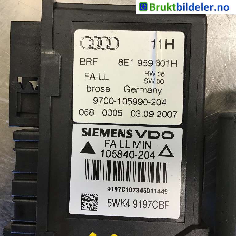 Ruteheis venstre foran til Audi A4 2004-2008 (Type III) (B7) (B7) (AUDI|8E1 959 801 H|5WK49197CBF|)
