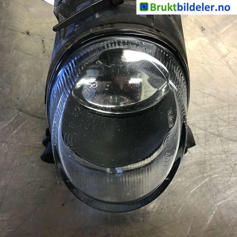 Tåkelykt venstre foran til Audi A4, 2004-2008 (Type III) (B7) (B7) (AUDI|8E0 941 700 C)