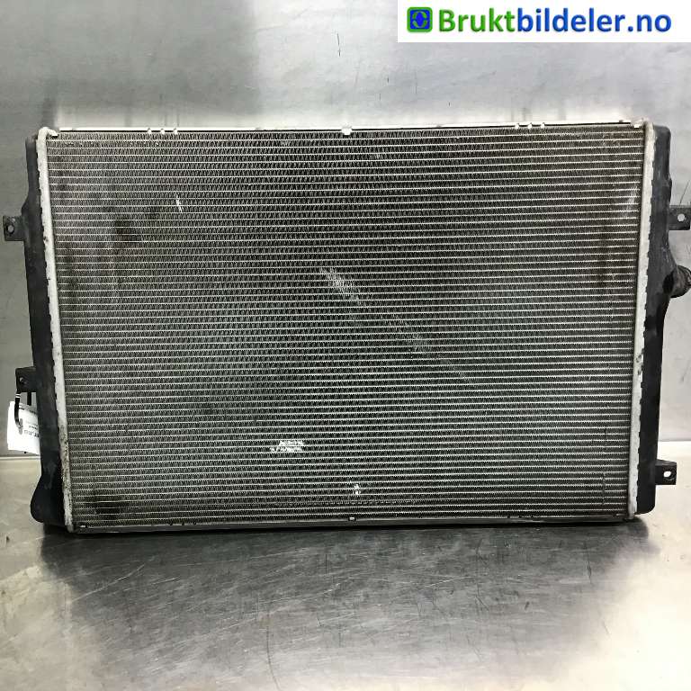 Radiator (manuell gir) til Škoda Yeti, 2009-2013 (Fase 1)  (SKODA|1K0 121 251 DM)