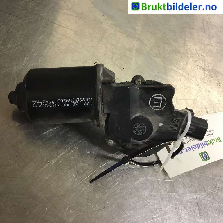 Viskermotor frontrute til Mitsubishi Outlander 2003-2006 (Type I)  (MITSUBISHI|MN126542|159200-7160|)