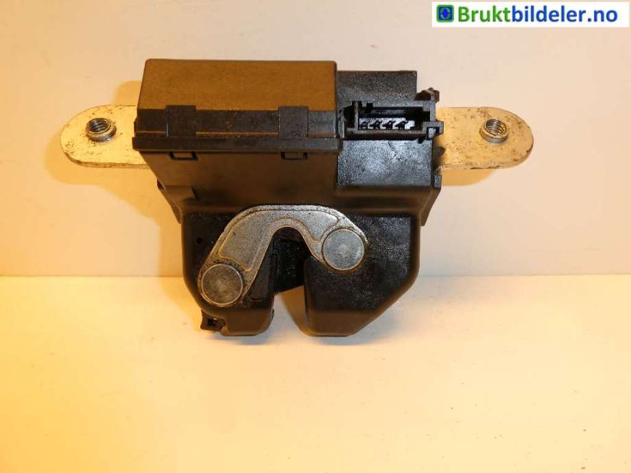 Baklukelås til Opel Corsa D 2006-2014 (OPEL|55701971|)