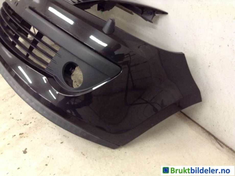Støtfanger foran til Renault Clio 2006-2009 (Type III, Fase 1) (RENAULT|620228639R|)