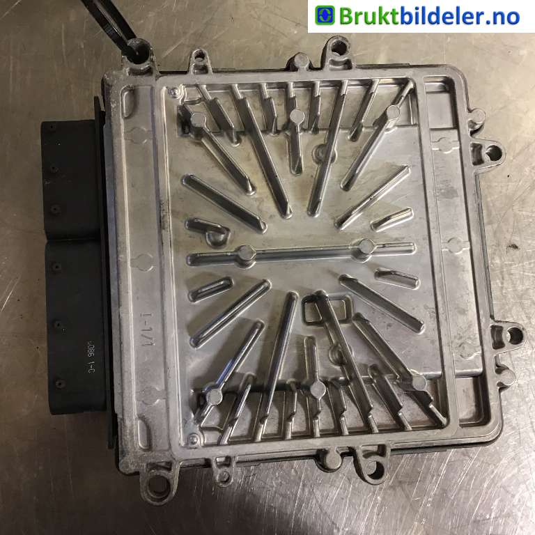 Styreenhet motor til Volvo V70 2005-2007 (Type II, Fase 2)  (VOLVO|30729826 A|0 281 012 103|)