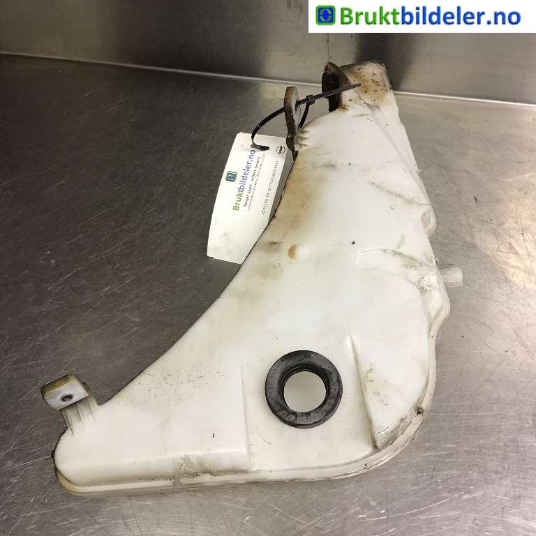 Spylertank til Audi A6, 2011-2014 (Type IV, Fase 1) (C7) (C7) (AUDI|4G8 955 451 D)