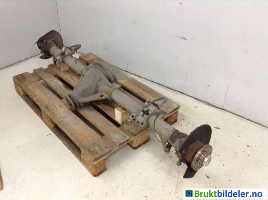 Bakaksel til Iveco Daily, 2014-->> (Type VI)  (IVECO|5802136252)