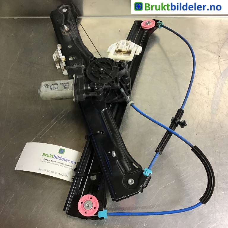 Ruteheis venstre foran til BMW 3-Serie 2012-2018 (F30/F31/F34) (F30/F31/F34) (BMW|7259823-10|)