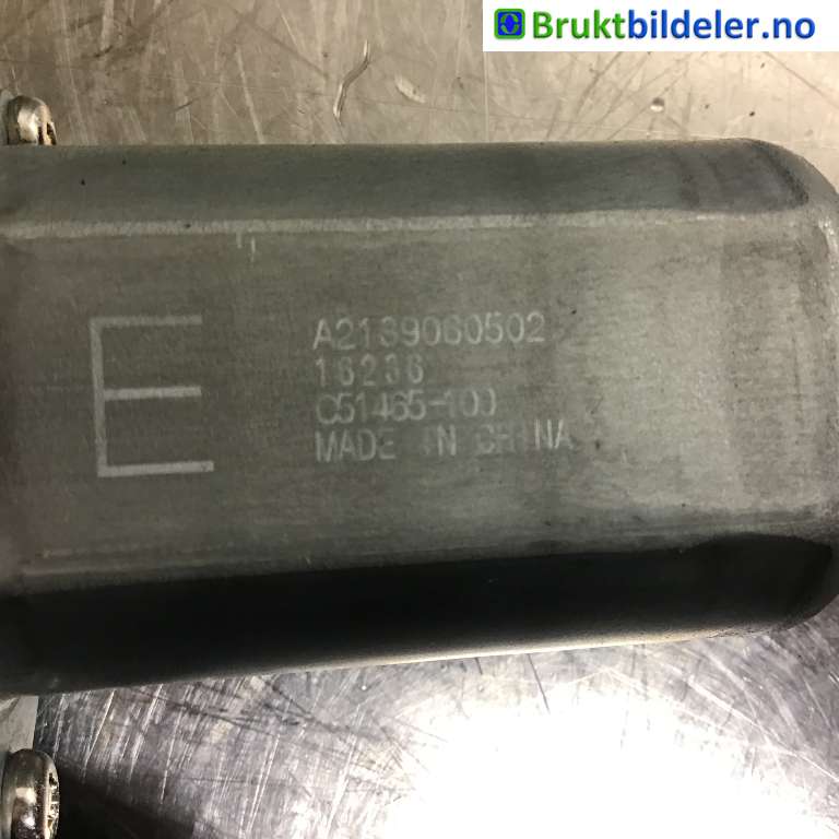 Ruteheis venstre bak til Mercedes C-Klasse 2014-2018 (Fase 1) (W205) (W205) (MERCEDES|A 213 906 05 02|C51466-100|)