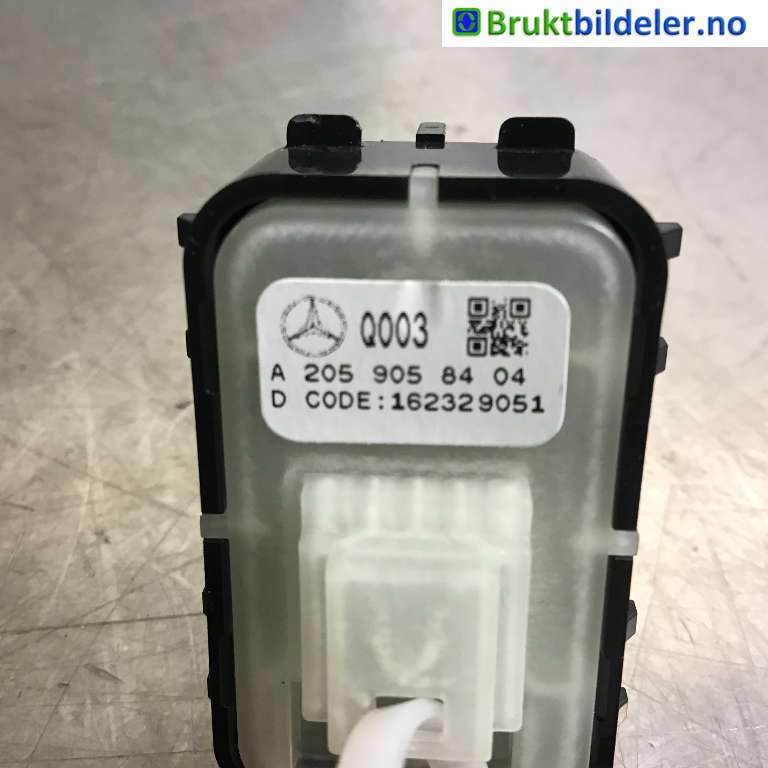 Bryter diverse til Mercedes C-Klasse 2014-2018 (Fase 1) (W205) (W205) (MERCEDES|A 205 905 84 04|)