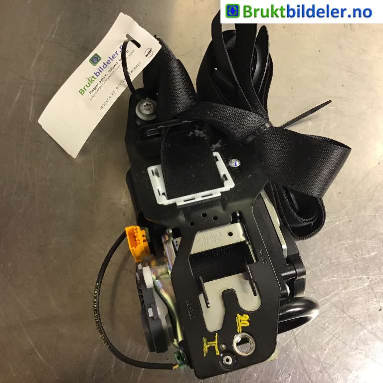 Sikkerhetsbelte foran høyre til Mercedes C-Klasse 2014-2018 (Fase 1) (W205) (W205) (MERCEDES||630146400)