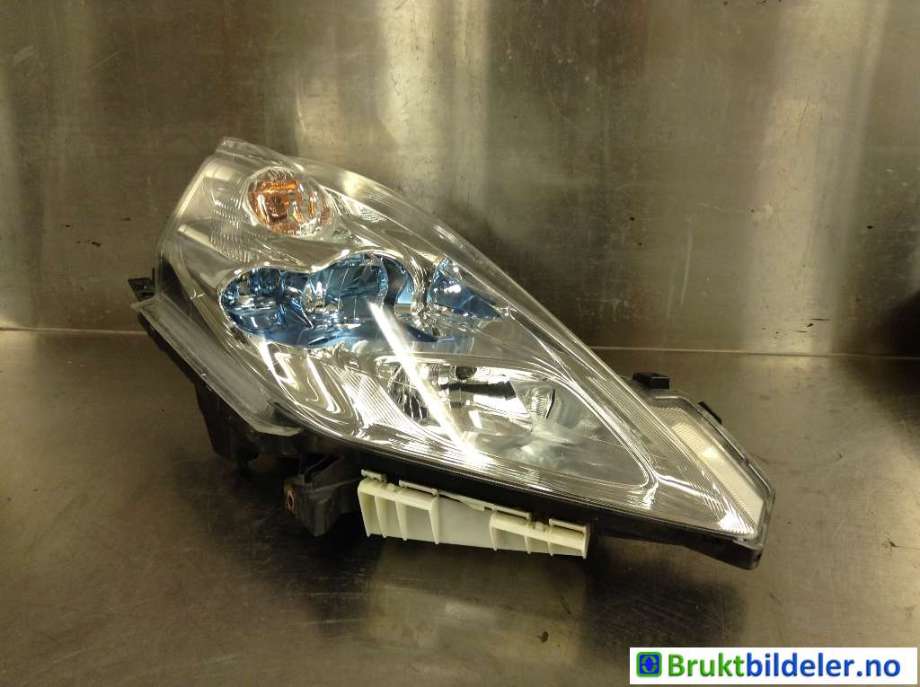 Frontlykt høyre halogen til Nissan Leaf, 2011-2017 (Type I)  (NISSAN|260103NL5A)