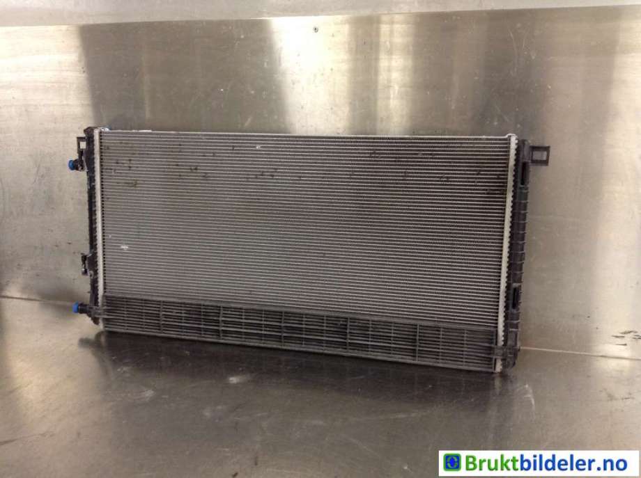 Radiator (automat gir) til Audi e-tron, 2018-->>  (AUDI|4KE 121 251 B)