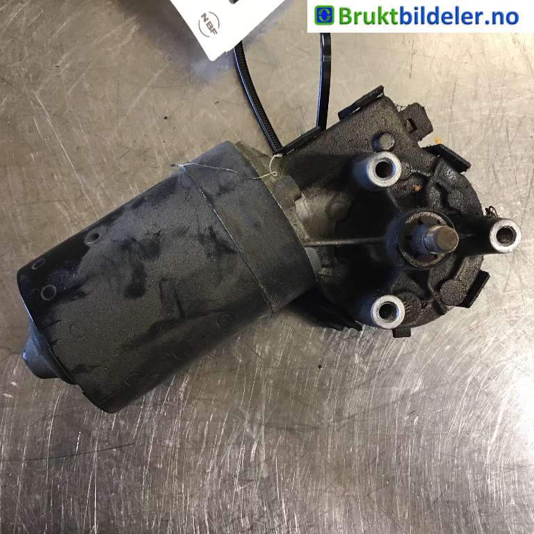 Viskermotor frontrute til VW Transporter / Caravelle 1990-2003 (T4) (T4) (VOLKSWAGEN|701 955 113 B|0 390 241 163 CHP|)