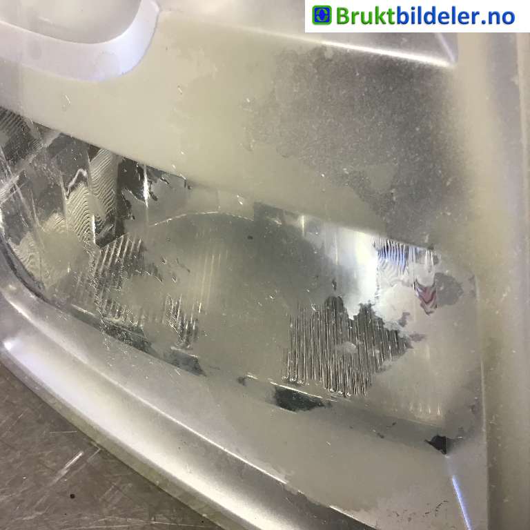Frontlykt høyre halogen til Ford Transit 2006-2013  (FORD|6C11-13W029-DD|)