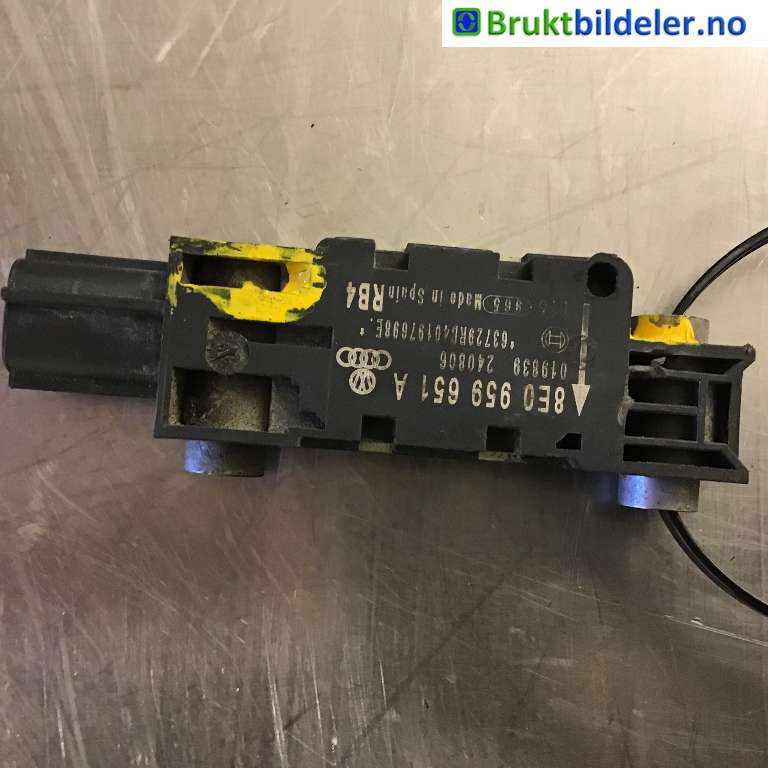 Airbag sensor venstre til Audi A4, 2004-2008 (Type III) (B7) (B7) (AUDI|8E0 959 651 A)