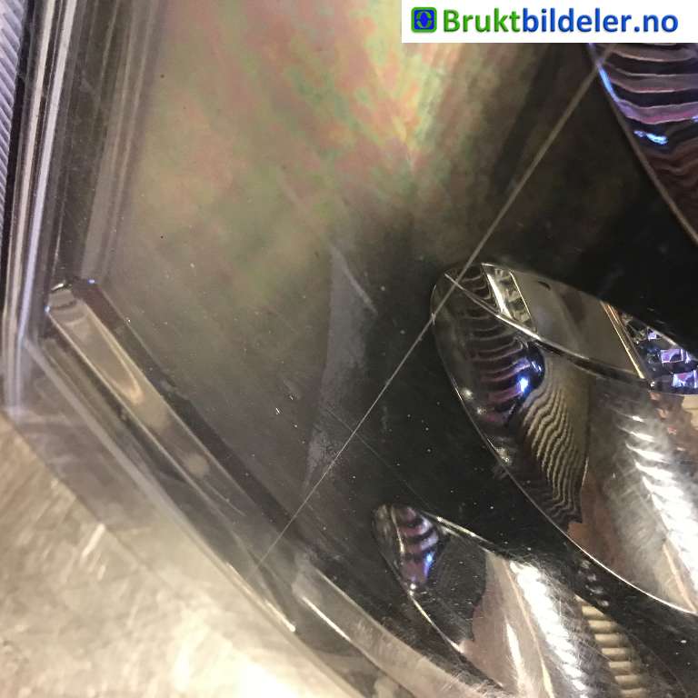 Baklykt venstre til Mitsubishi Outlander 2007-2010 (Type II, Fase 1)  (MITSUBISHI|8330A379|)