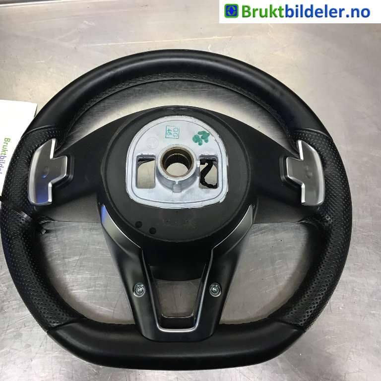 Ratt til Mercedes C-Klasse 2014-2018 (Fase 1) (W205) (W205) (MERCEDES|A 00 460 400 39E38|)