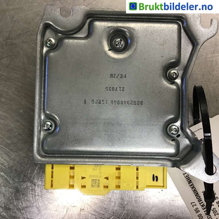 Airbag elektronikk til Mercedes C-Klasse 2014-2018 (Fase 1) (W205) (W205) (MERCEDES|A 205 900 95 27|A2C38199001|)