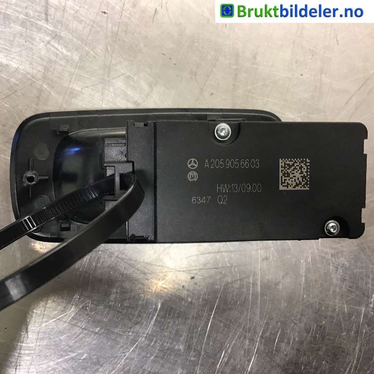 Bryter elektrisk håndbrekk/parkbrems til Mercedes C-Klasse 2014-2018 (Fase 1) (W205) (W205) (MERCEDES|A 205 905 66 03|)