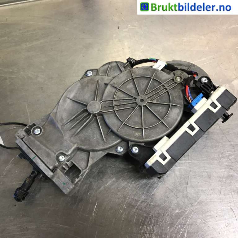 Baklukeåpner motor til Mercedes C-Klasse 2014-2018 (Fase 1) (W205) (W205) (MERCEDES|A 099 760 26 01|C10274-106|)