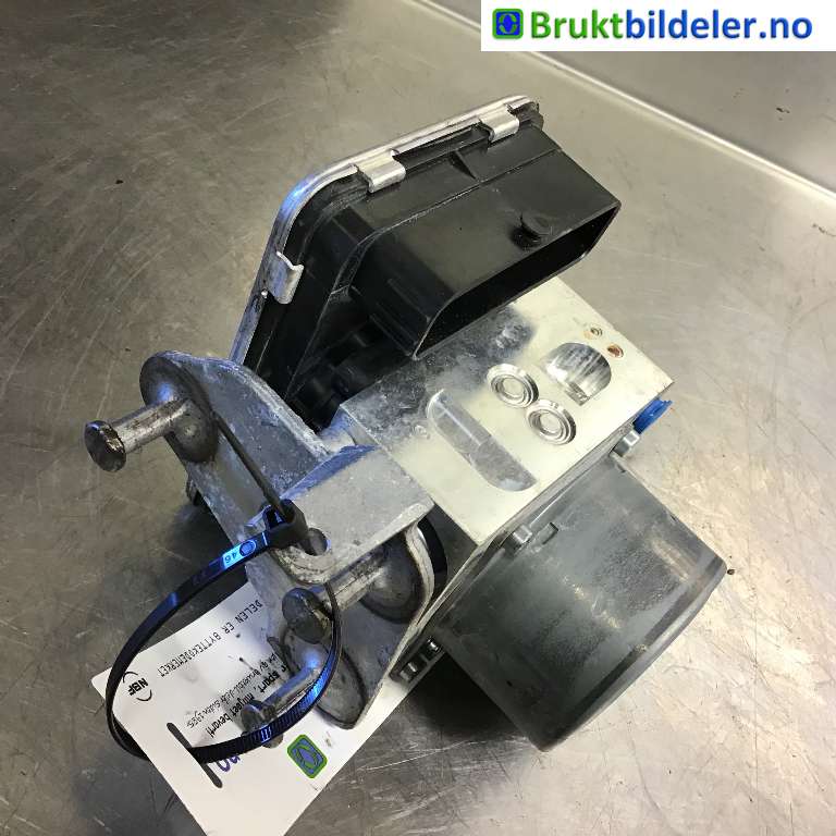ABS sentral til Mercedes C-Klasse 2014-2018 (Fase 1) (W205) (W205) (MERCEDES|A 253 431 13 00|10.0221-0054.4|A 253 901 16 00)