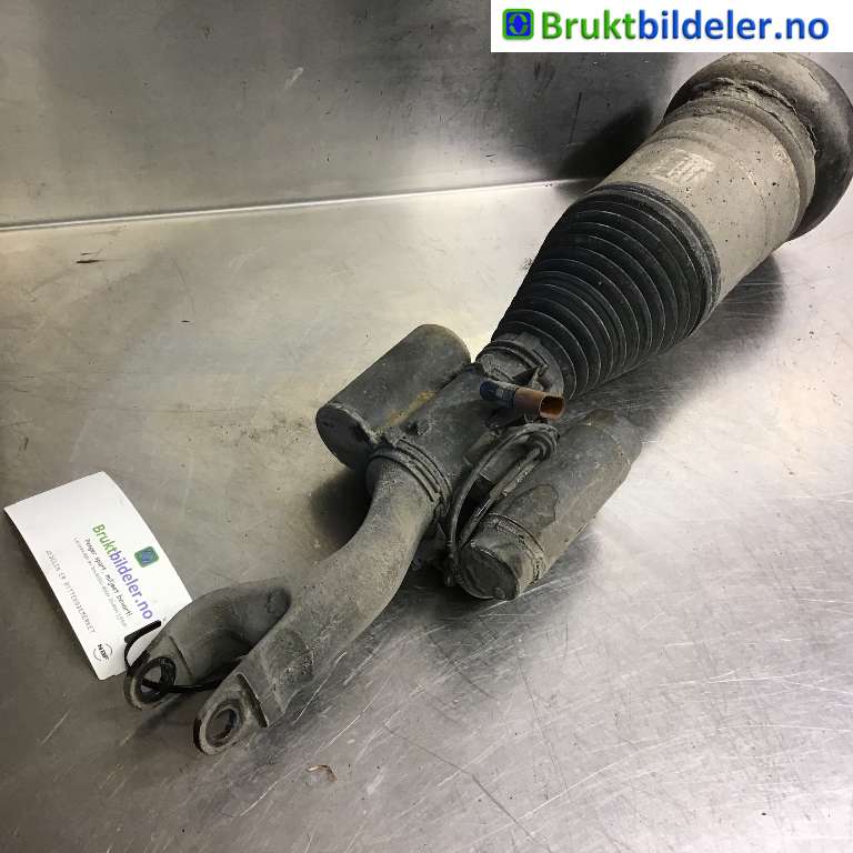 Bremsecaliper høyre foran til Mercedes C-Klasse 2014-2018 (Fase 1) (W205) (W205) (MERCEDES|A 011 421 98 98|20.B695.02|)