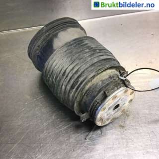 Fjær bak spiralfjær til Mercedes C-Klasse,  (W205) (MERCEDES|A 205 320 02 25)
