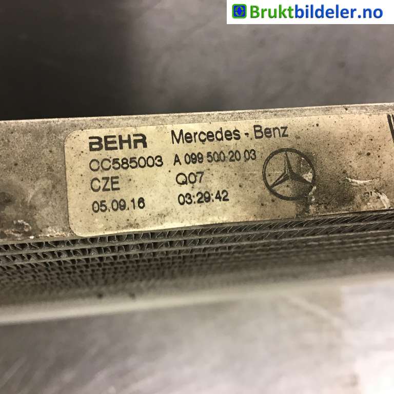 Radiator (automat gir) til Mercedes C-Klasse 2014-2018 (Fase 1) (W205) (W205) (MERCEDES|A 099 500 20 03|)
