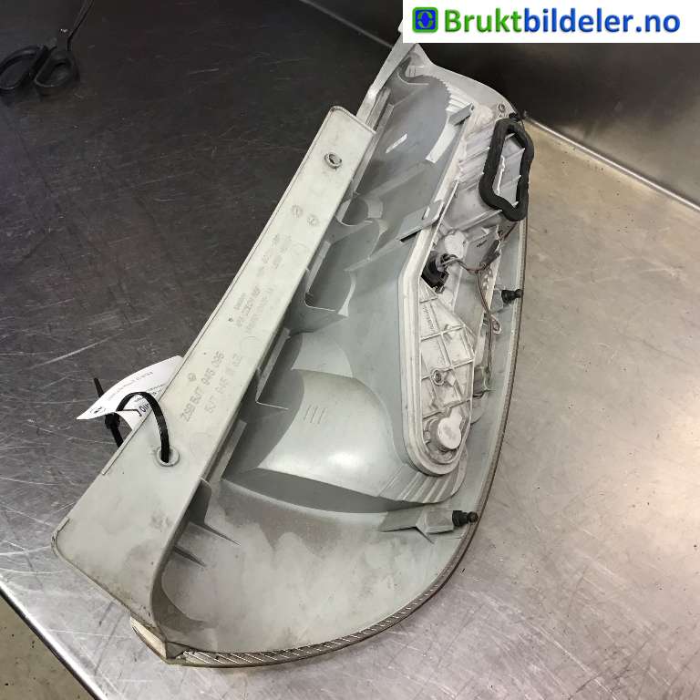 Baklykt venstre til Škoda Roomster 2006-2010 (Fase 1) (SKODA|5J7945111|)