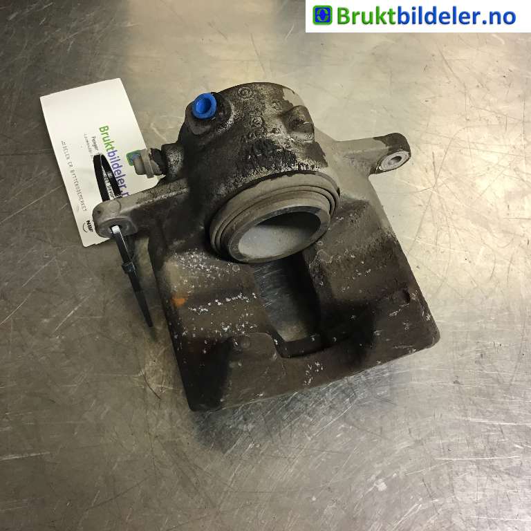 Bremsecaliper høyre foran til Mercedes C-Klasse, 2011-2014 (Fase 2) (W204) (W204) (MERCEDES|A 204 421 22 81)