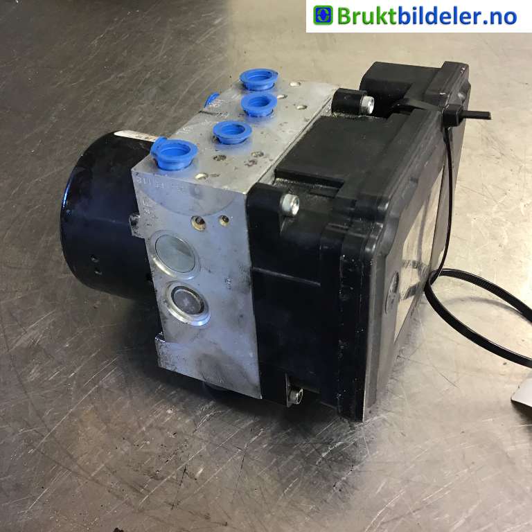 ABS sentral til Mercedes C-Klasse 2011-2014 (Fase 2) (W204) (W204) (MERCEDES|A 172 431 25 12|10.0212-0617.4|A 172 901 40 00)