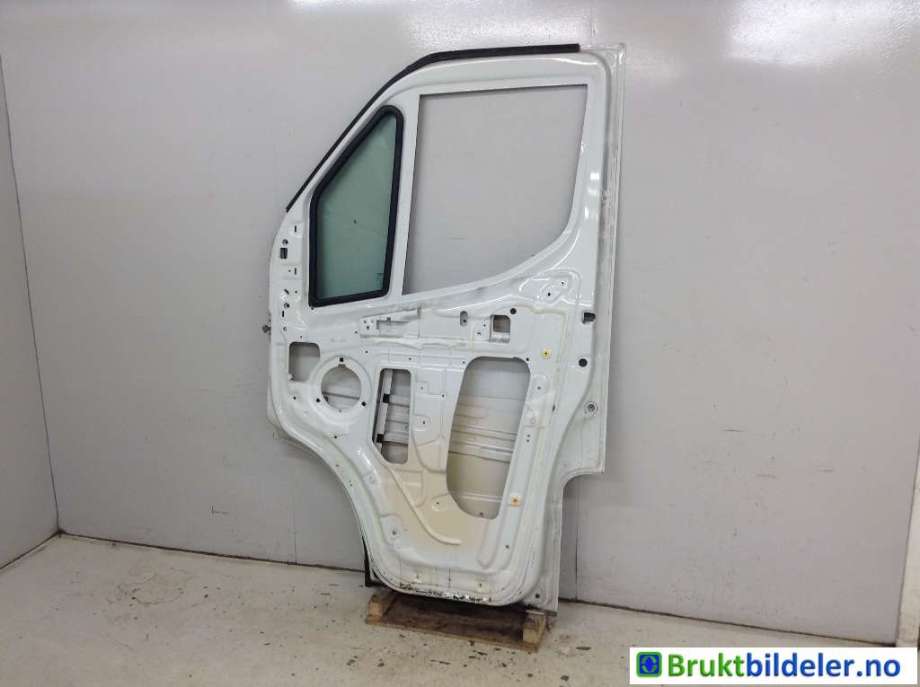 Dør høyre 2dørs til Iveco Daily 2014-->> (Type VI)  (IVECO|5801519999|)