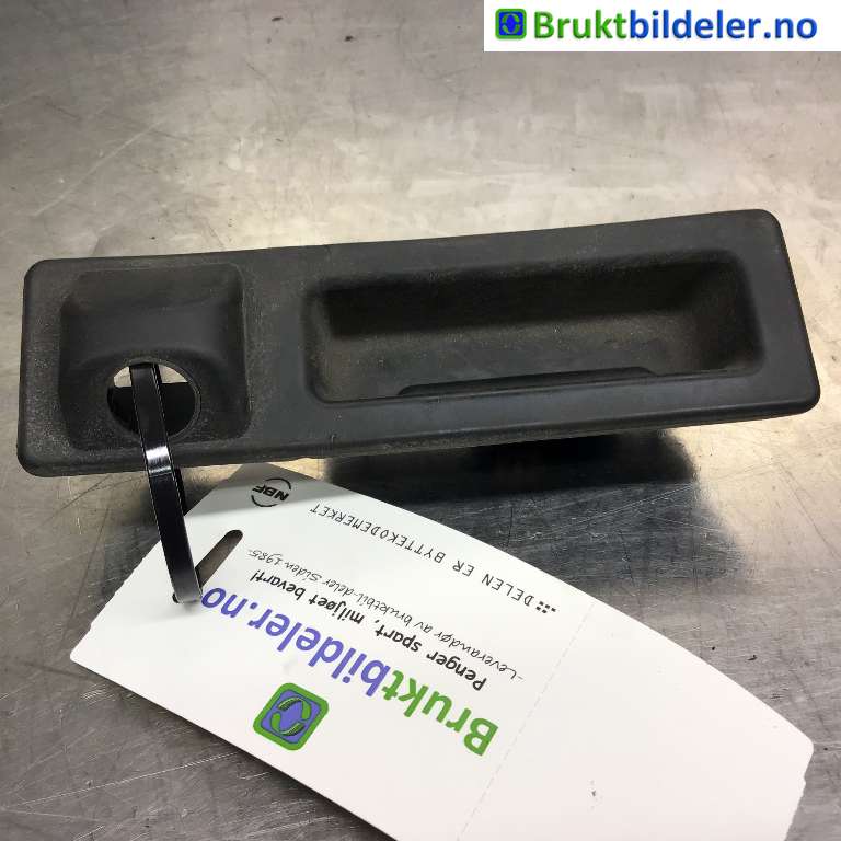 Bakluke/bakdør håndtak til BMW X4 2014-2018 (F26) (F26) (BMW|51 24 7 345 700|)