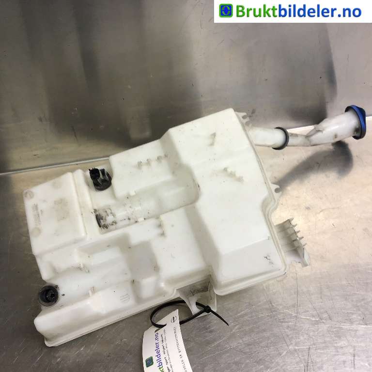 Spylertank til Ford Focus, 2014-2018 (Type III, Fase 2)  (FORD|BV61-13K175-EA)