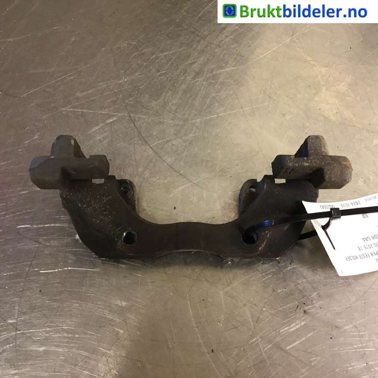 Bremsecaliper brakett til Ford Focus, 2014-2018 (Type III, Fase 2)  (FORD|AV61-2B135-CB)